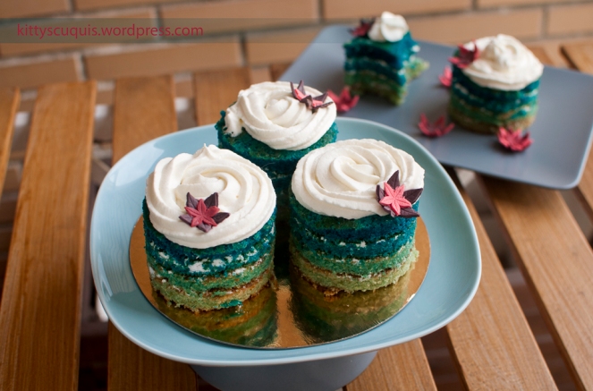No suelo utilizar el azúl y verde como colores decorativos pero estos minicakes quedan espectáculares así ¿no creéis?